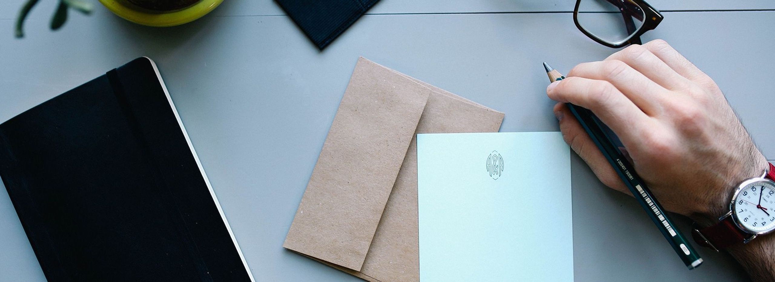 Фоновое изображение для главной страницы